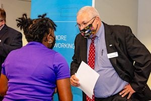 COB accounting student speaks with accounting firm at Meet the Firms